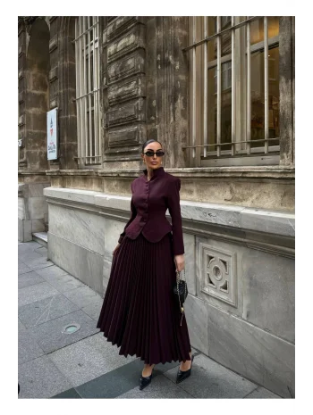 Kadın Bel Oturtmalı Nakış Detaylı Düğmeli Pliseli Uzun Etek & Ceket Takım