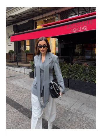 Kadın Modern Tasarım Şal Detaylı Ceket