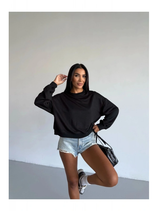 Kadın Siyah Bisiklet Yaka 2 İplik Sweatshirt HZL25W-FRY123391