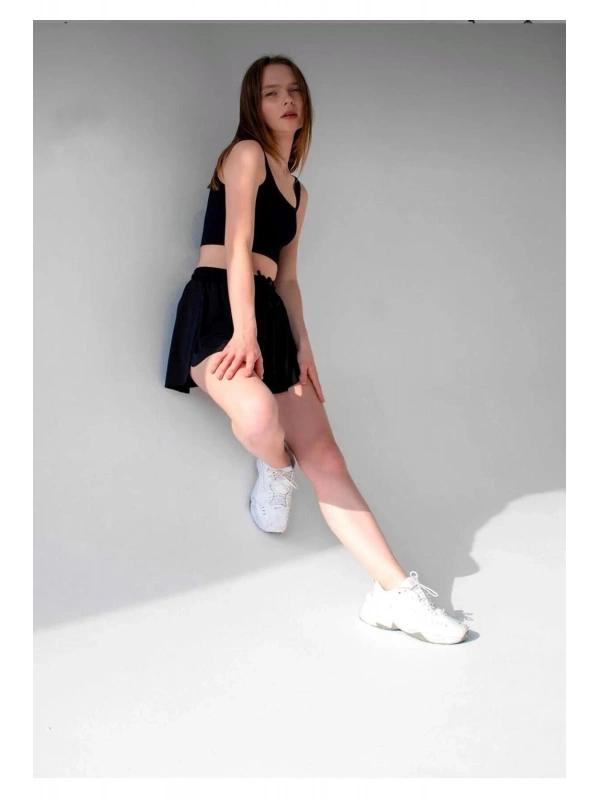 Füme Bol Kesim Taytlı Spor Şort