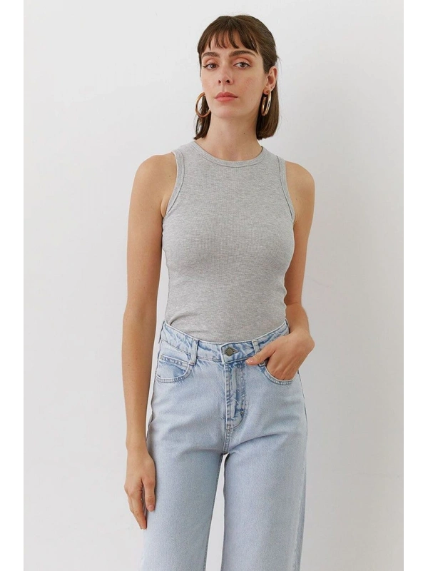 Kadın Fitilli Ribana Halter Yaka Atlet — Yazlık Şık Basic