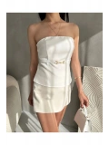 Straplez Beli Toka Detaylı Crep Bluz – Beyaz