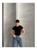 Kadın Basic Bisiklet Yaka Slim Fit Body — Kısa Kol Günlük Body