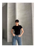 Kadın Basic Bisiklet Yaka Slim Fit Body — Kısa Kol Günlük Body