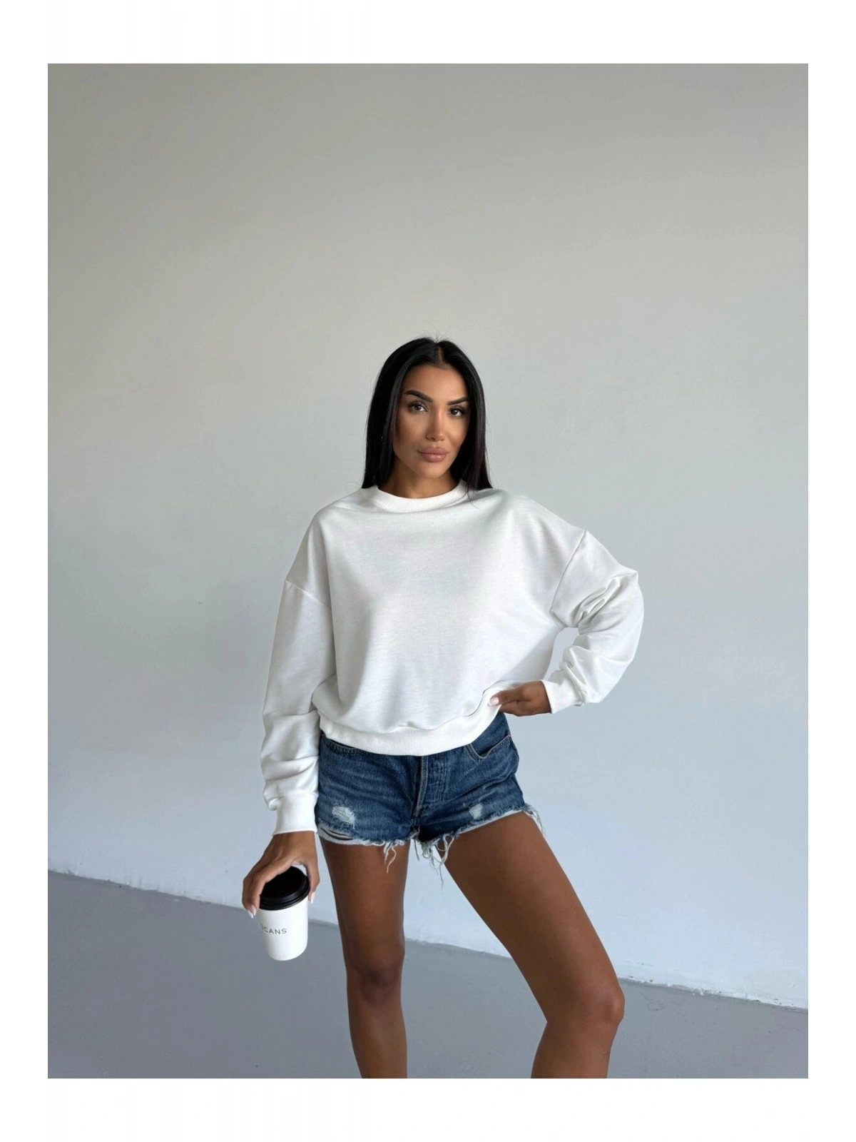 Kadın Beyaz Bisiklet Yaka 2 İplik Sweatshirt HZL25W-FRY123391