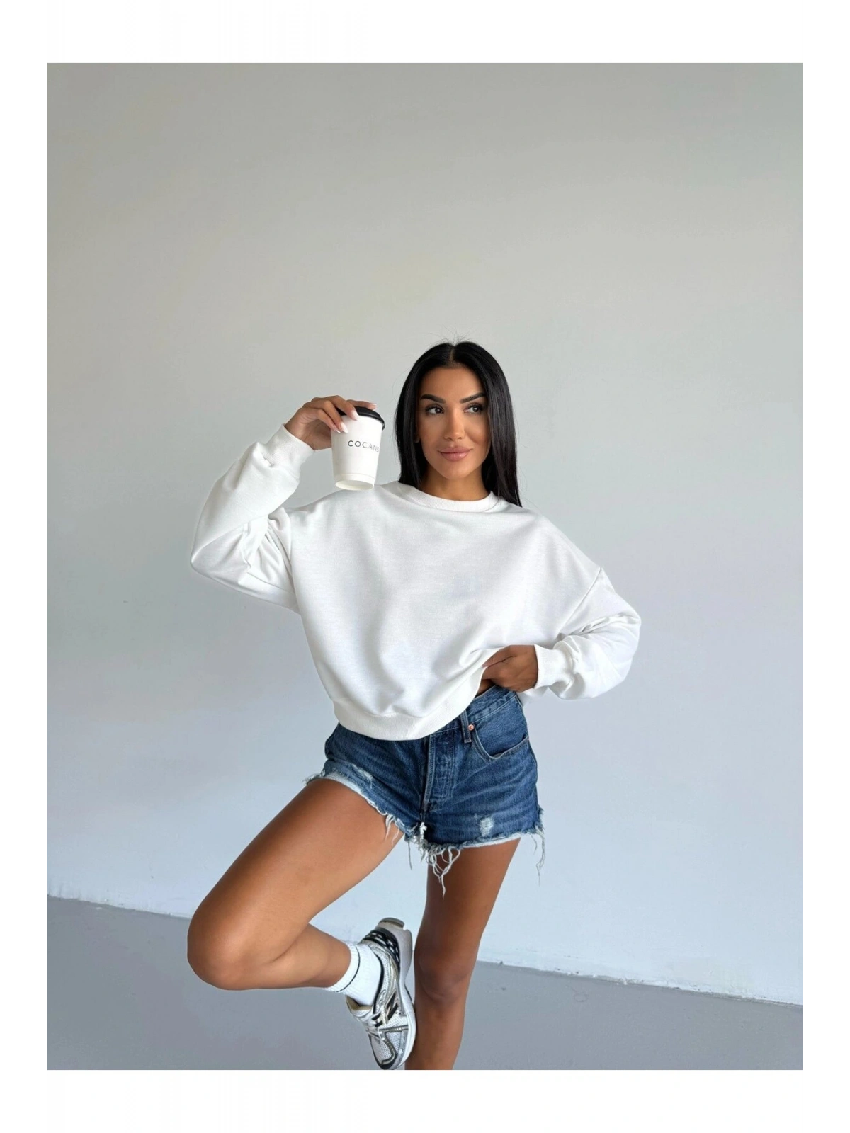Kadın Beyaz Bisiklet Yaka 2 İplik Sweatshirt HZL25W-FRY123391