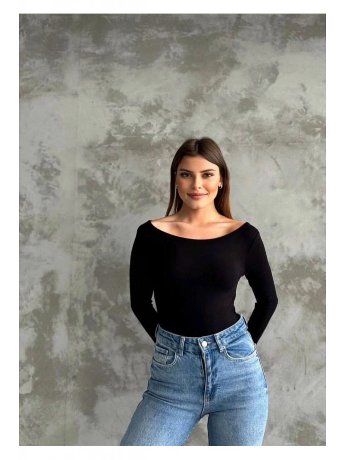 Kadın Kayık Yaka Uzun Kollu Basic Bluz