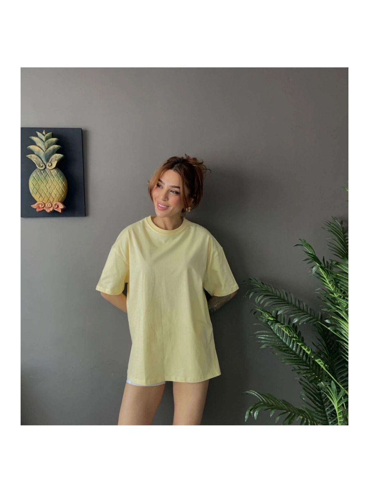 Kadın Oversize Basic Tişört – Salaş Kesim Pamuklu Günlük T-Shirt