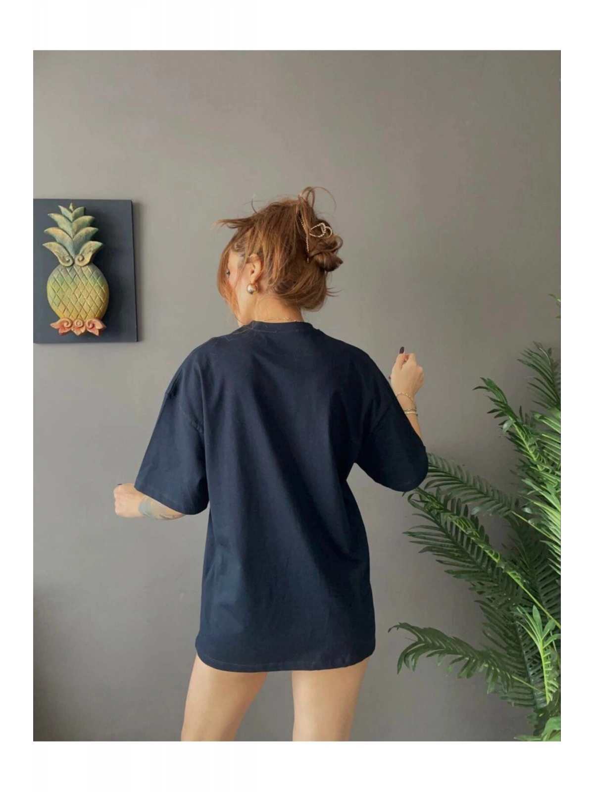Kadın Oversize Basic Tişört – Salaş Kesim Pamuklu Günlük T-Shirt