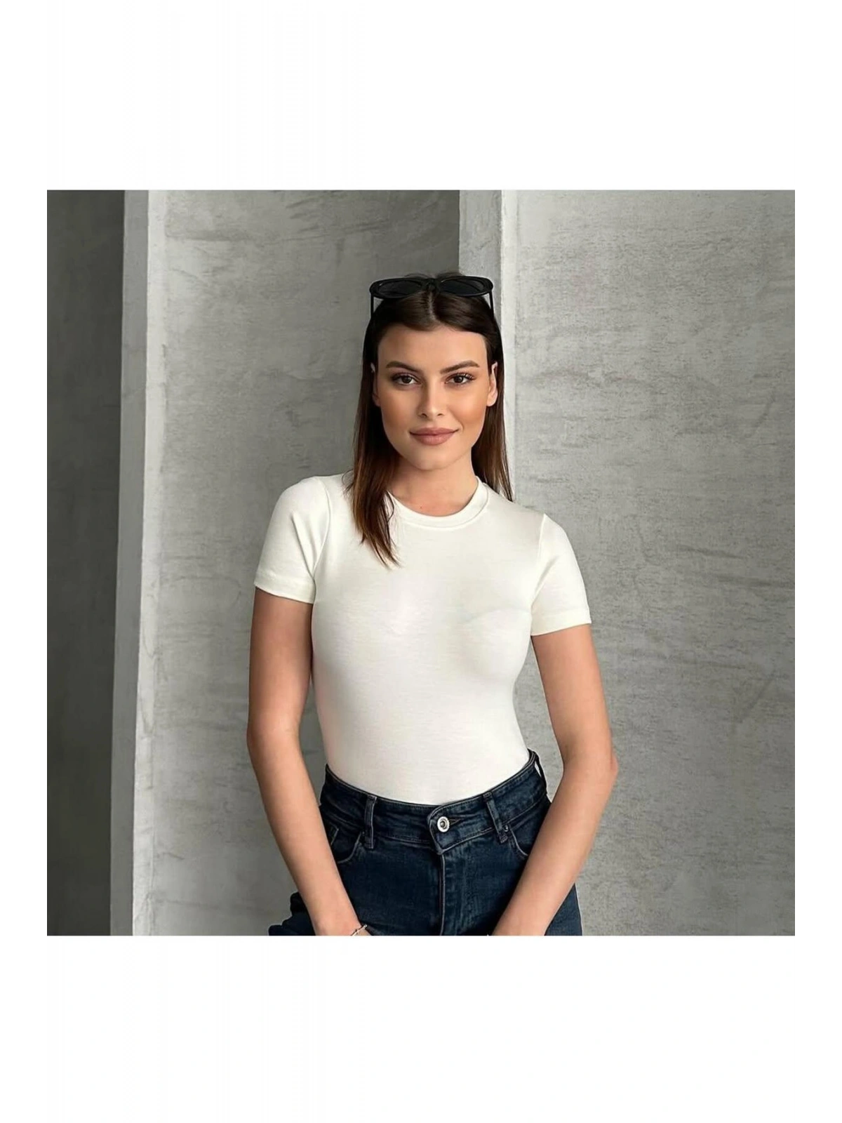 Kadın Basic Bisiklet Yaka Slim Fit Body — Kısa Kol Günlük Body