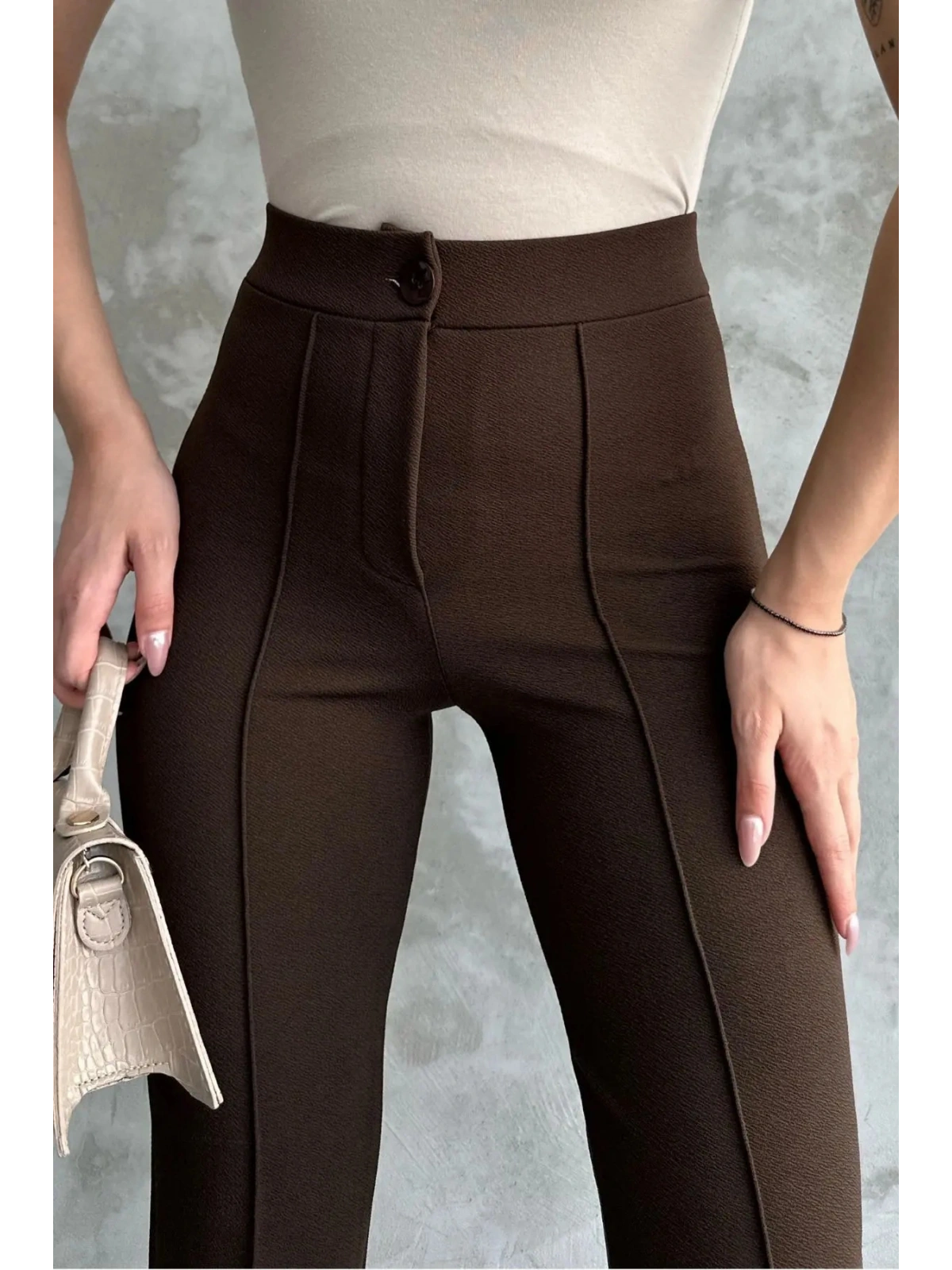 Kadın Yüksek Bel İspanyol Paça Krep Kumaş Pantolon — Slim Fit Şık Pantolon