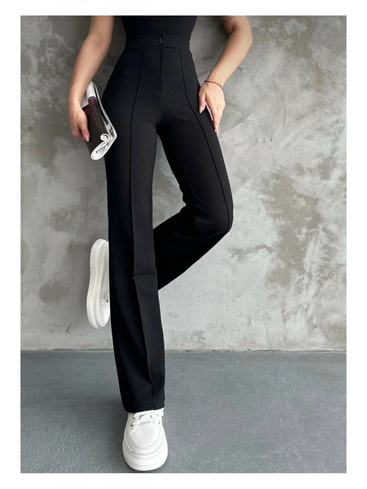 Kadın Yüksek Bel İspanyol Paça Krep Kumaş Pantolon — Slim Fit Şık Pantolon