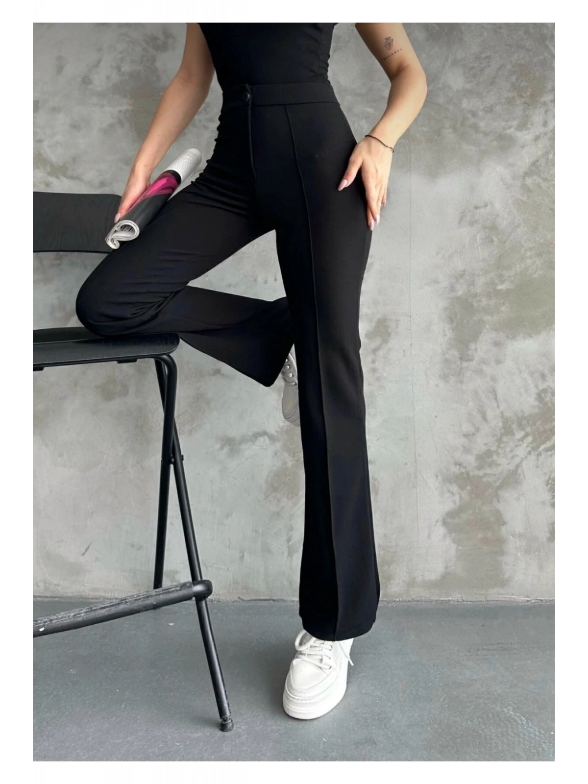 Kadın Yüksek Bel İspanyol Paça Krep Kumaş Pantolon — Slim Fit Şık Pantolon