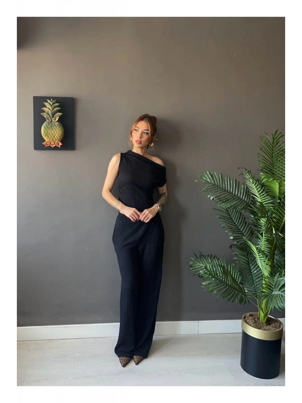Kadın Waffle Kumaş Kayık Yaka Crop Bluz Pantolon Takım — Rahat Şık Yazlık 2’li Takım