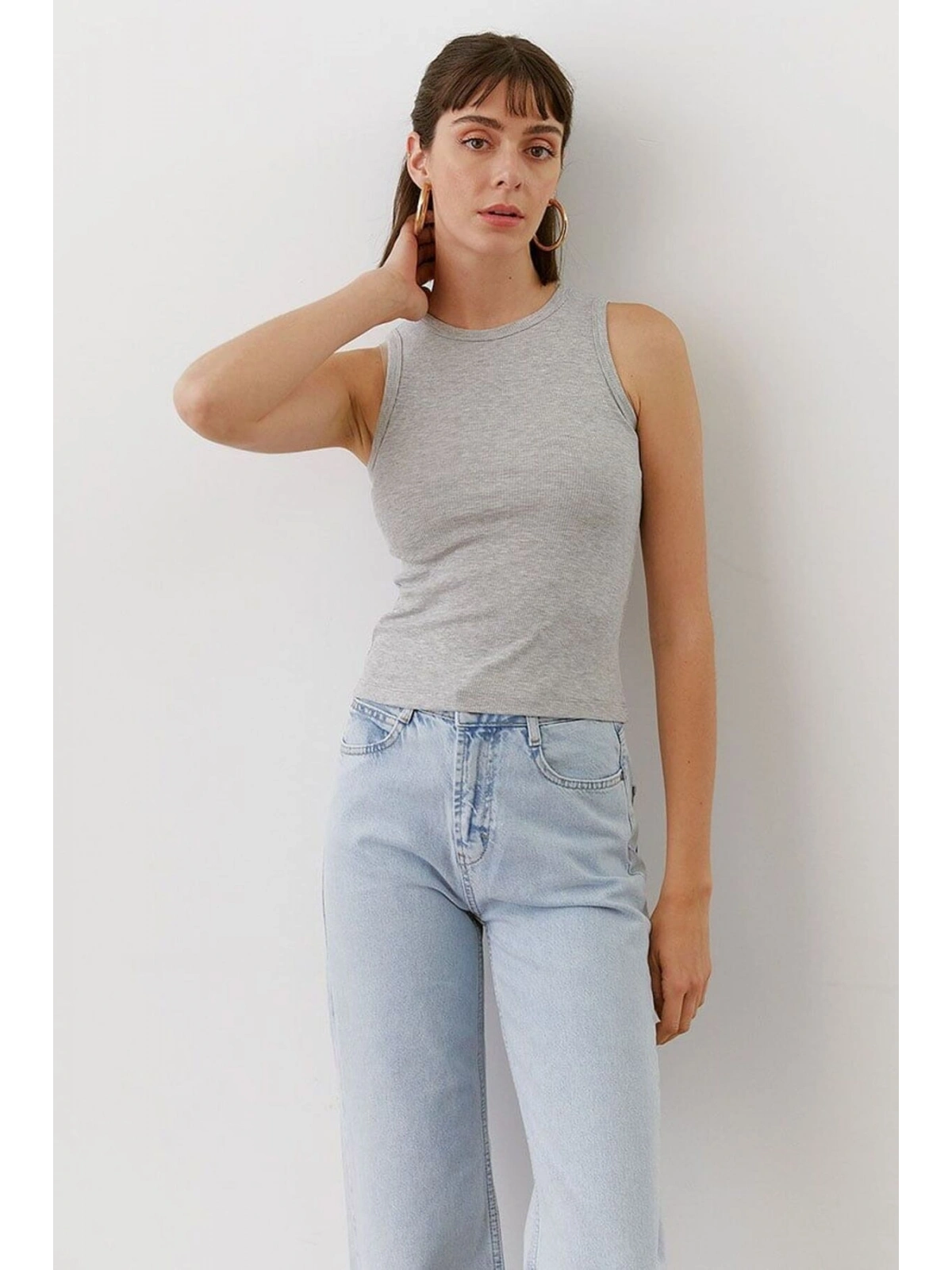 Kadın Fitilli Ribana Halter Yaka Atlet — Yazlık Şık Basic