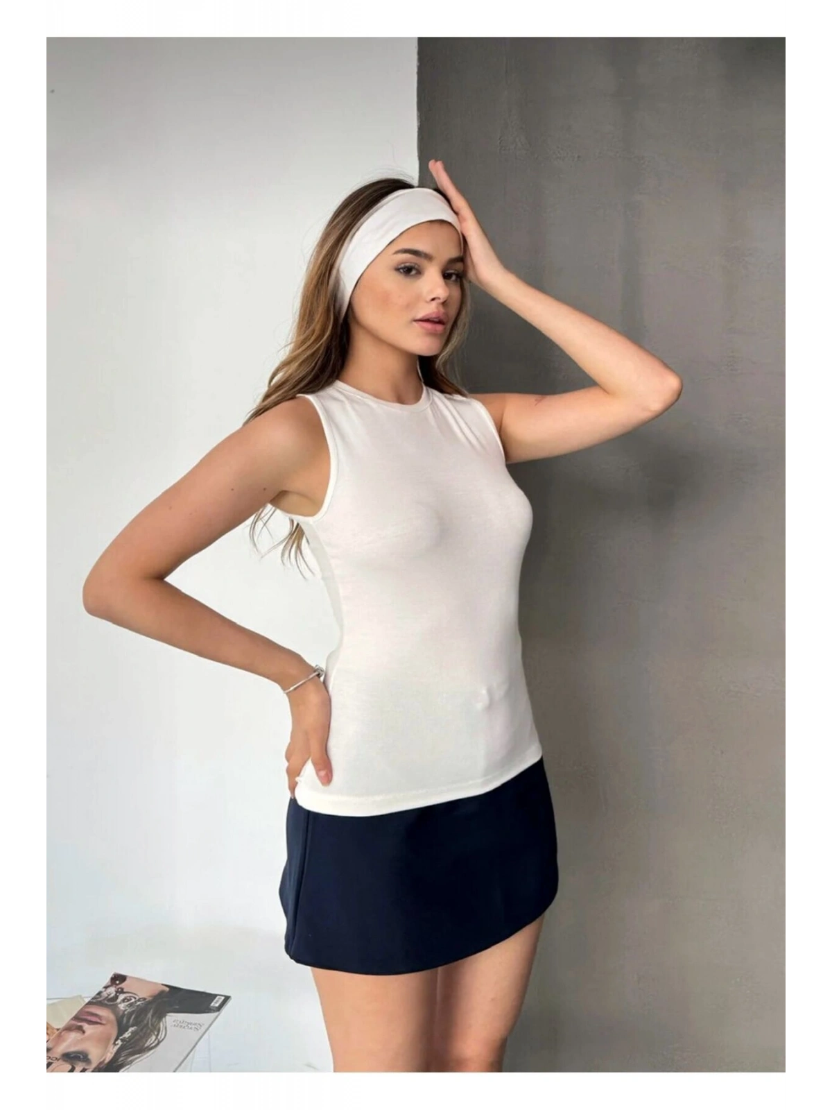 Kadın Sıfır Kol Bisiklet Yaka Buzzy Modal Kumaş Bluz