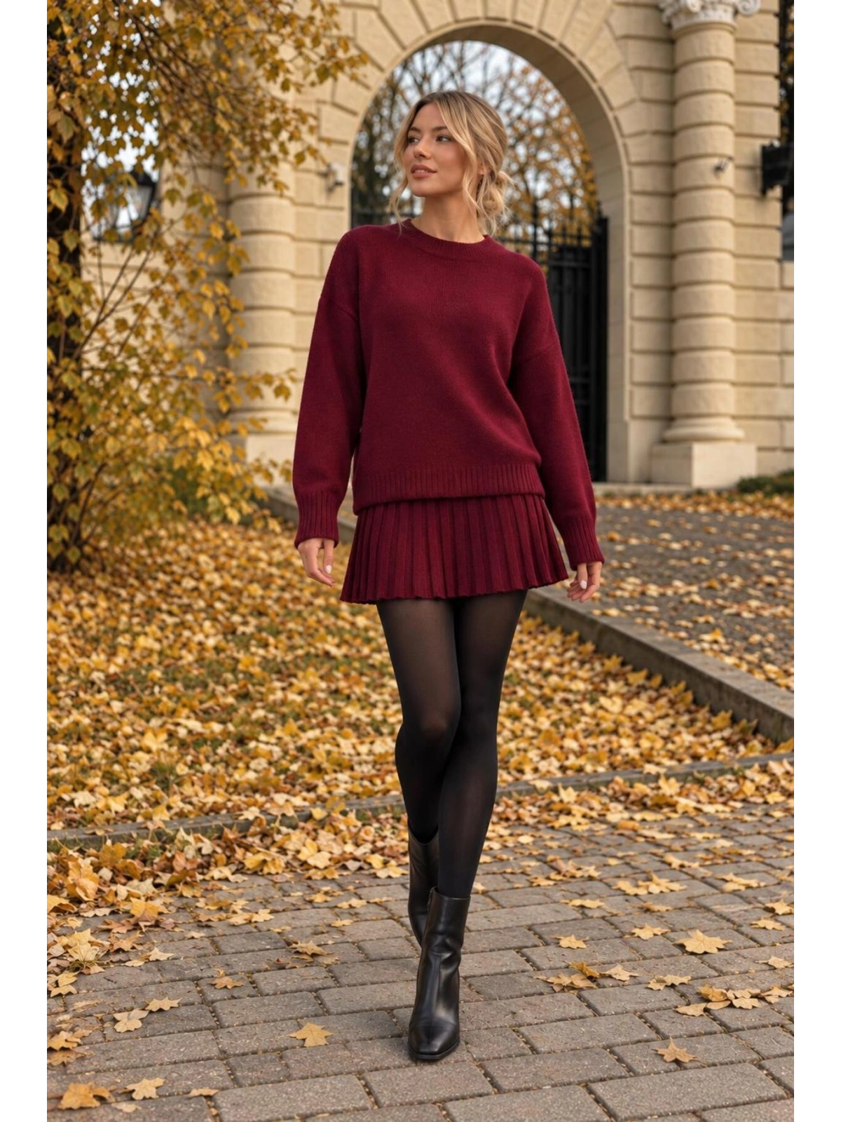 Kadın Bordo Bisiklet Yaka Oversize Triko Kazak Piliseli Mini Etek İkili Takım