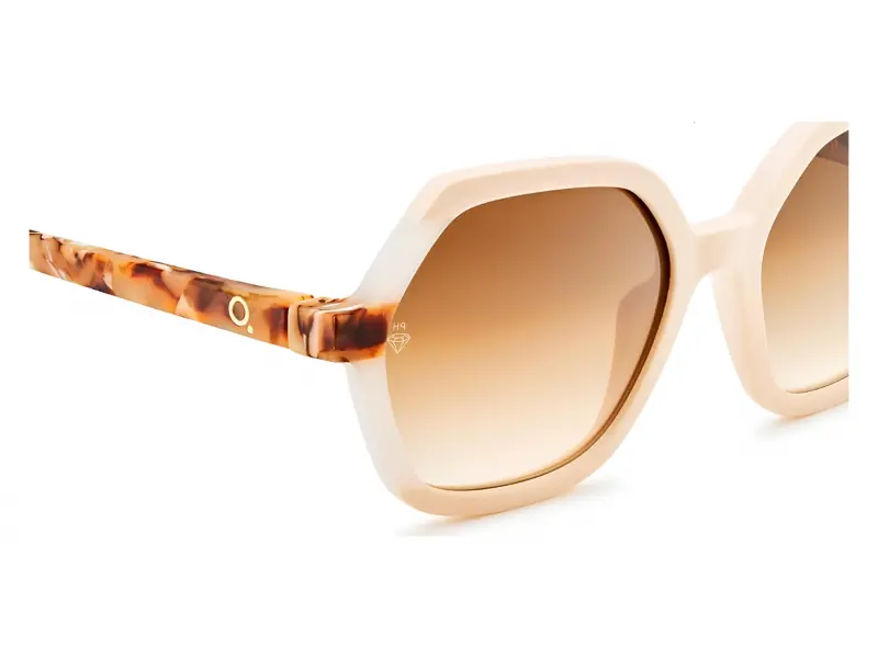 Etnia Barcelona Les Corts WH 54