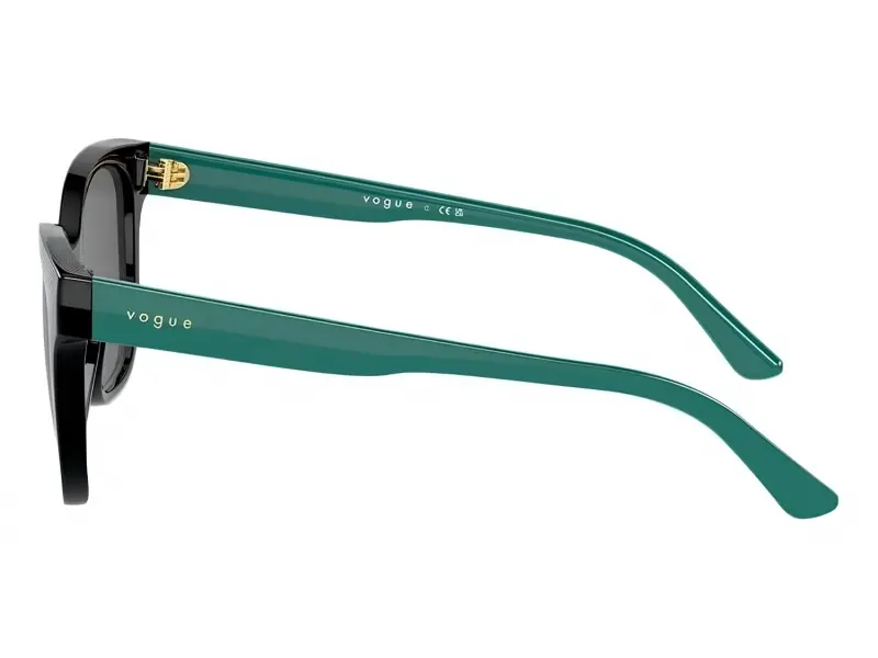 Vogue 2023 W44/87 47