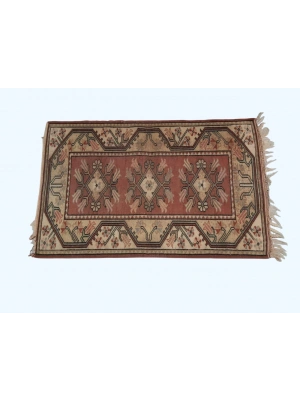 Anadolu İşi El Dokumasi Halı