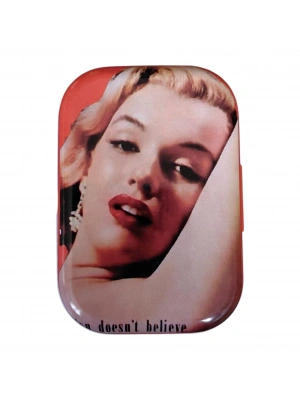 Marilyn Monroe Portresi Bulunan Nostaljik Bir Dekoratif Metal Kutu