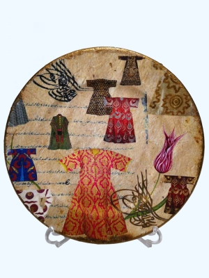 El Yapimi Altın Yaldız İşlemeli Porselen Duvar Tabağı (Askı Aparatlı)