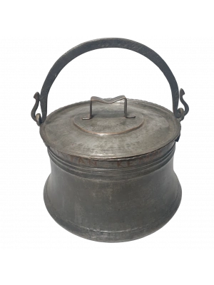 eski tip kapaklı bakır bakraç