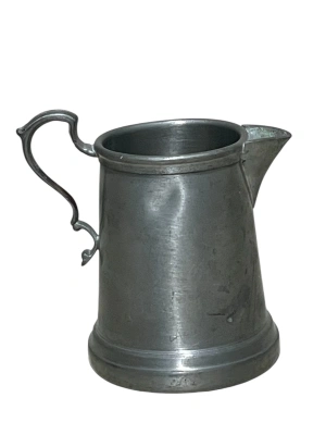 Vintage International Pewter Sütlük