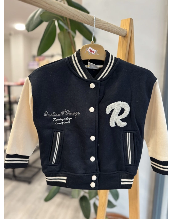 Siyah Şardonlu Kolej Mont (3-10 yaş)