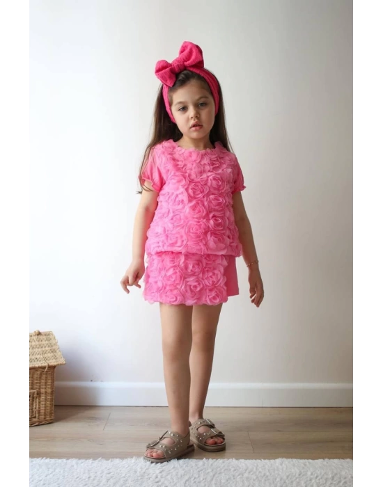 Gül Detaylı Pembe Şort Etekli Takım