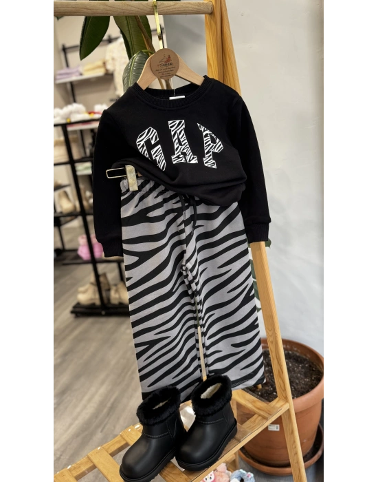 Çizgili Geniş Paçalı Takım (2-8 yaş)