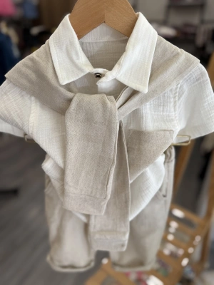 Aksesuarlı Pamuklu Keten Takım (2-5 yaş)