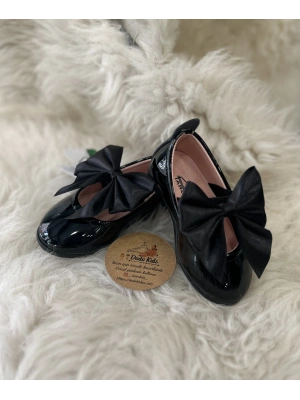 Fiyonk Model Siyah Babet