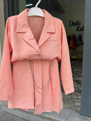 Şort Etekli Ceketli Takım Yavruağzı