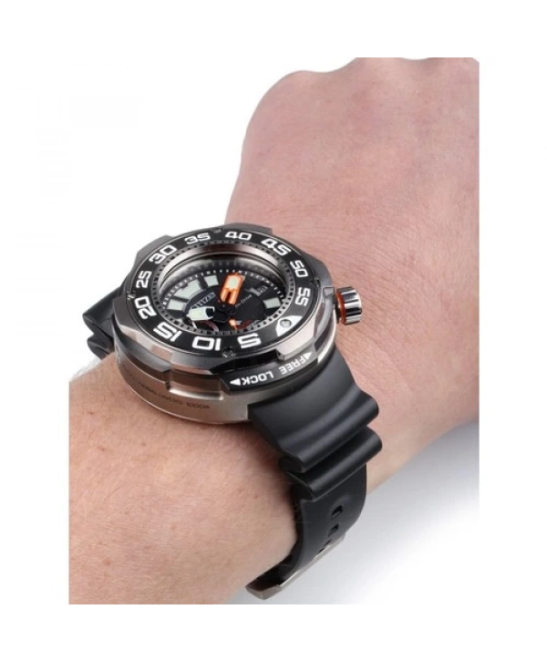 Citizen Promaster Professional Diver BN7020-09E