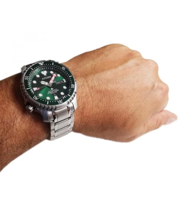 Citizen NY0100-50XE Erkek Kol Saati