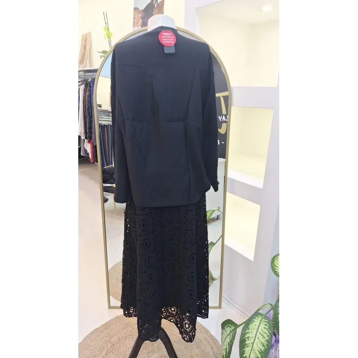 İNVEE DANTEL GUPURLU ETEKLİ TAKİM SİYAH 7008