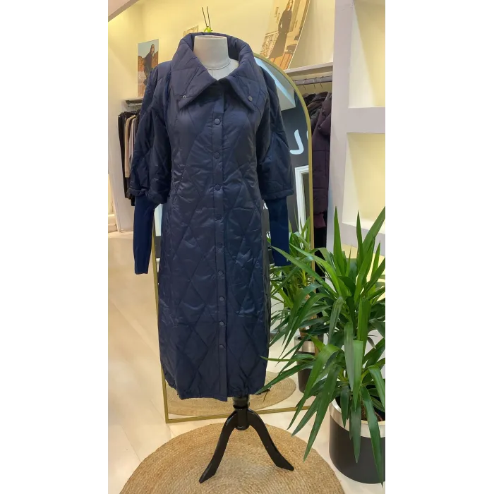 İNVEE KOLLARİ TRİKO ŞİŞME MONT LAÇİVERT 6378