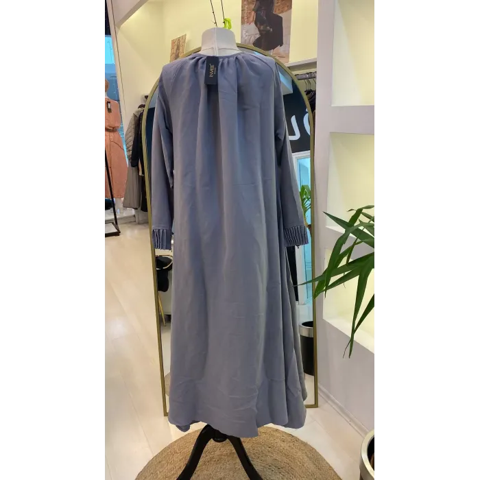 İNVEE YAKA VE KOL DATAYLİ ELBİSE GRİ6964