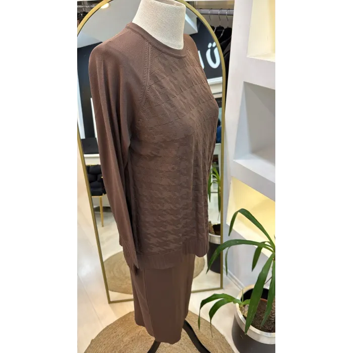 Nuss 1350 Kazayağı Merserize Etekli Takım kahve