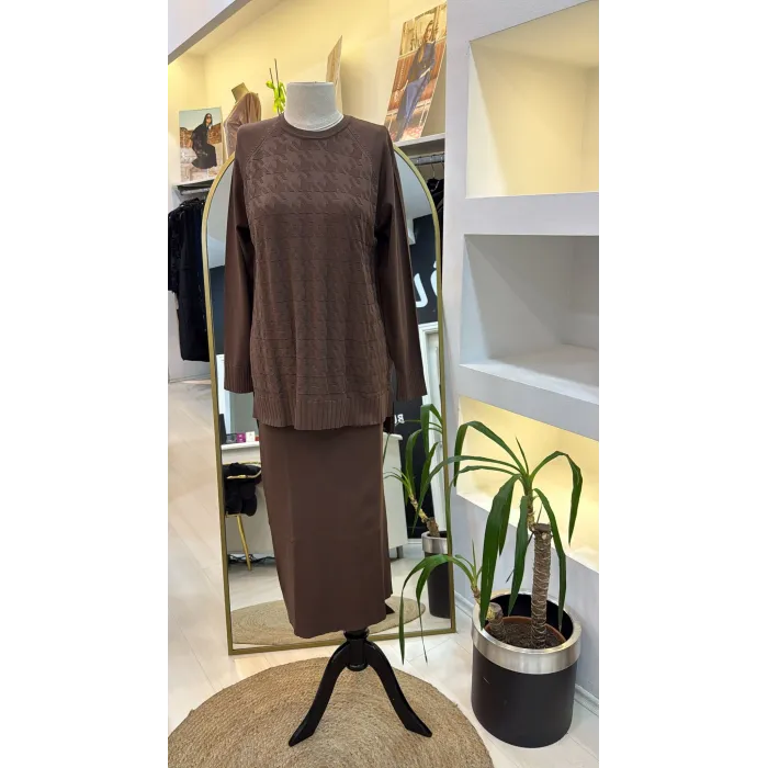 Nuss 1350 Kazayağı Merserize Etekli Takım kahve