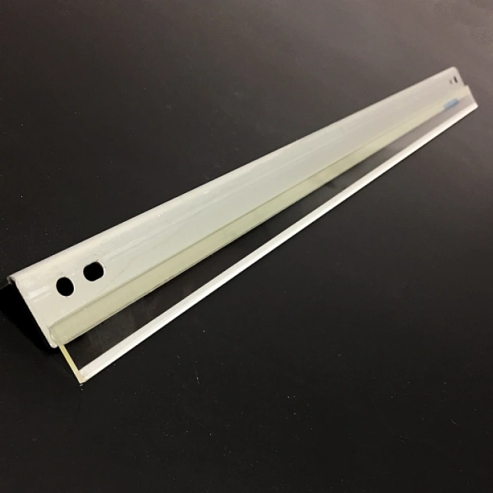 Xerox IBT Cleaning Blade (pd Brand - 033K98760) Xerox® Versant V80, V2100 Press