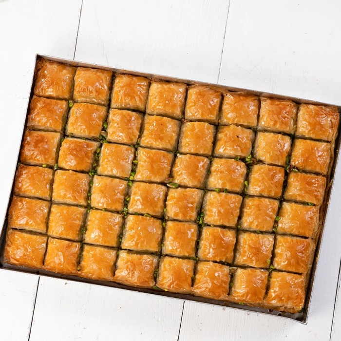 Antep Fıstıklı Baklava (2,5 kg - 1 Tepsi)