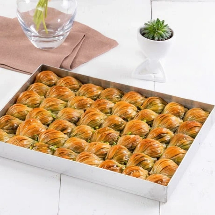 Antep Fıstıklı Midye Baklava (2,5 kg - 1 Tepsi)