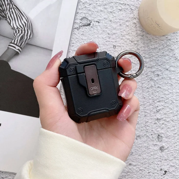 Airbag 35 Darbelere Karşı Dayanıklı Düğmeli Kılıf