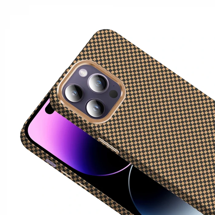 iPhone 14 Pro Max Kılıf M-safe Şarj Özellikli Karbon Fiber Görünümlü Gros Kapak