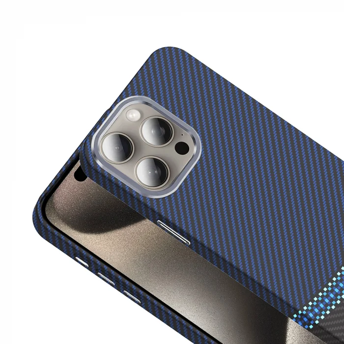 iPhone 15 Pro Max Kılıf M-safe Şarj Özellikli Karbon Fiber Görünümlü Gros Kapak