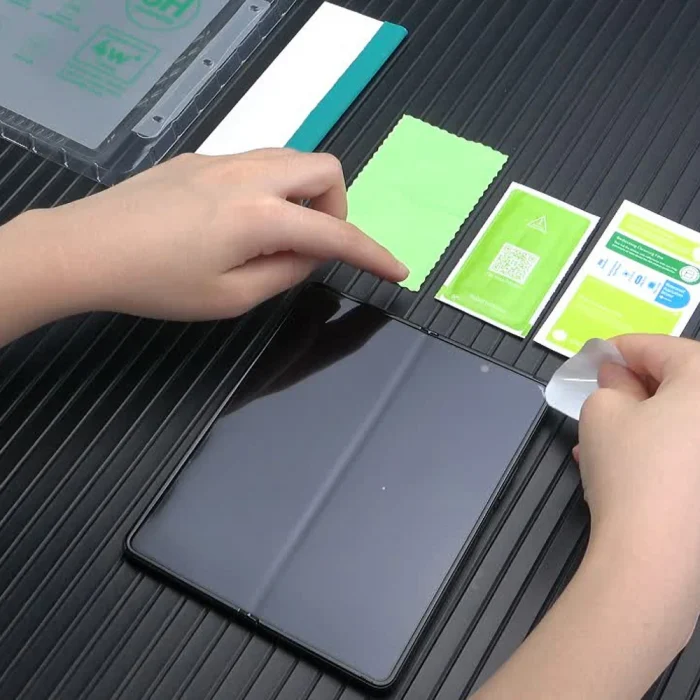 Samsung Z Fold 2 Hizalama Aparatlı S-Fit Body Ekran Koruyucu
