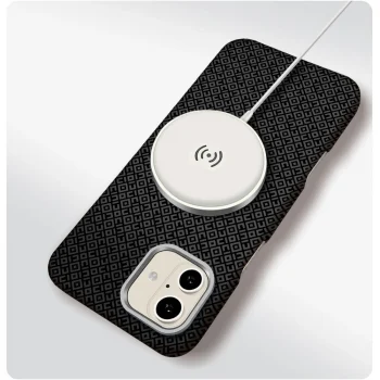 iPhone 17 Kılıf M-Safe Şarj Özellikli Paris Vax Sert PC Kapak