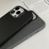 iPhone 14 Pro Max Kılıf M-safe Şarj Özellikli Karbon Fiber Görünümlü Troy Kapak